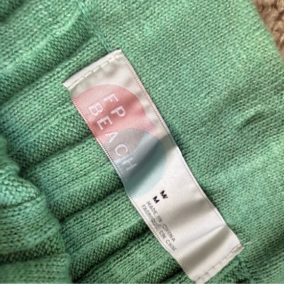 Green Sleeveless Ribbed Set - Picture 7 of 7